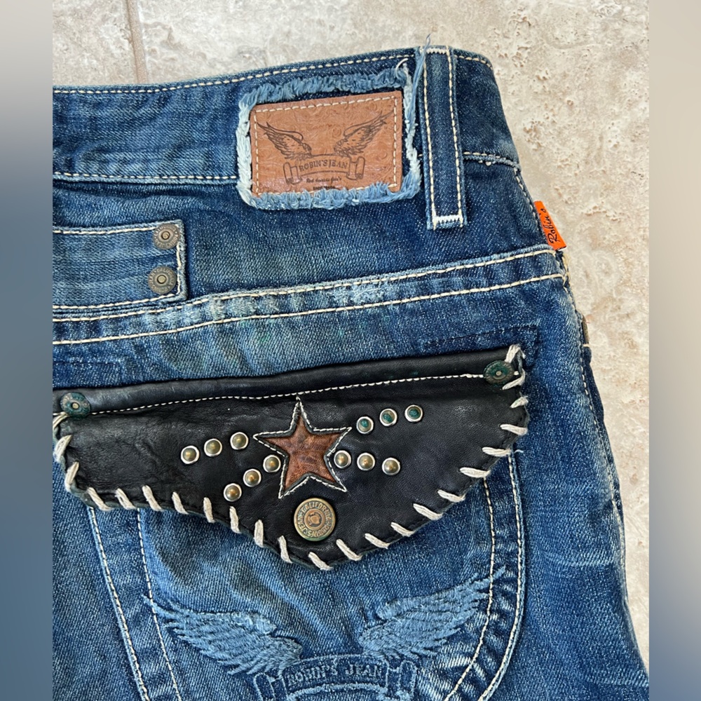 Robin’s Leather Flap Wing Embroidered Distressed Denim Jean, Med Blue Wash, 34 - Picture 6 of 12